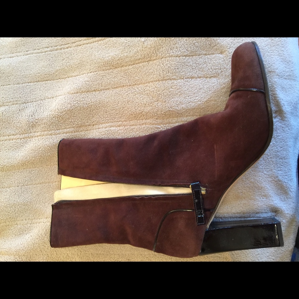 Booties brown Suede